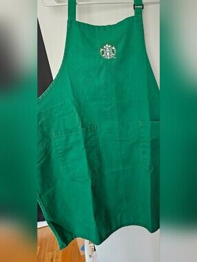 6 Starbucks Aprons